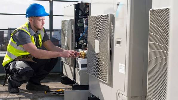 Heating and Cooling Contractor: How to Choose an HVAC Professional Heating and Cooling Contractor